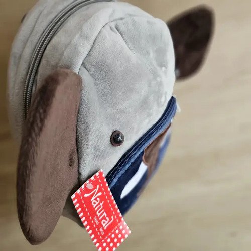 Mochila infantil de jardín · Peluche de animalito